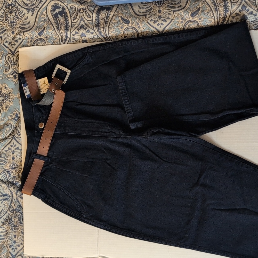 bill blass Black Boyfriend Jeans with Brown Belt
